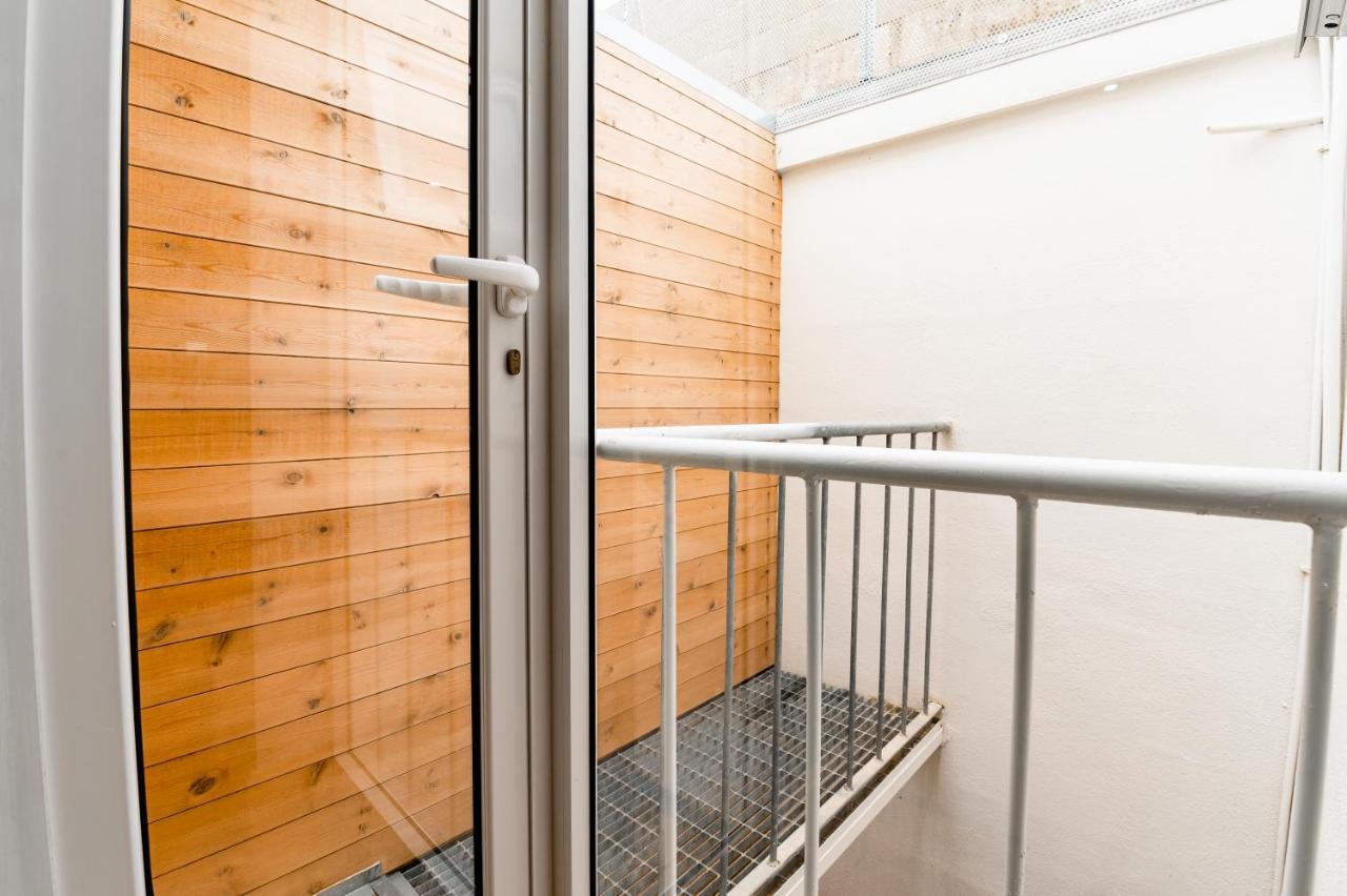 Monreal Boutique Townhouse - R024Rm5 호텔 파올라 외부 사진